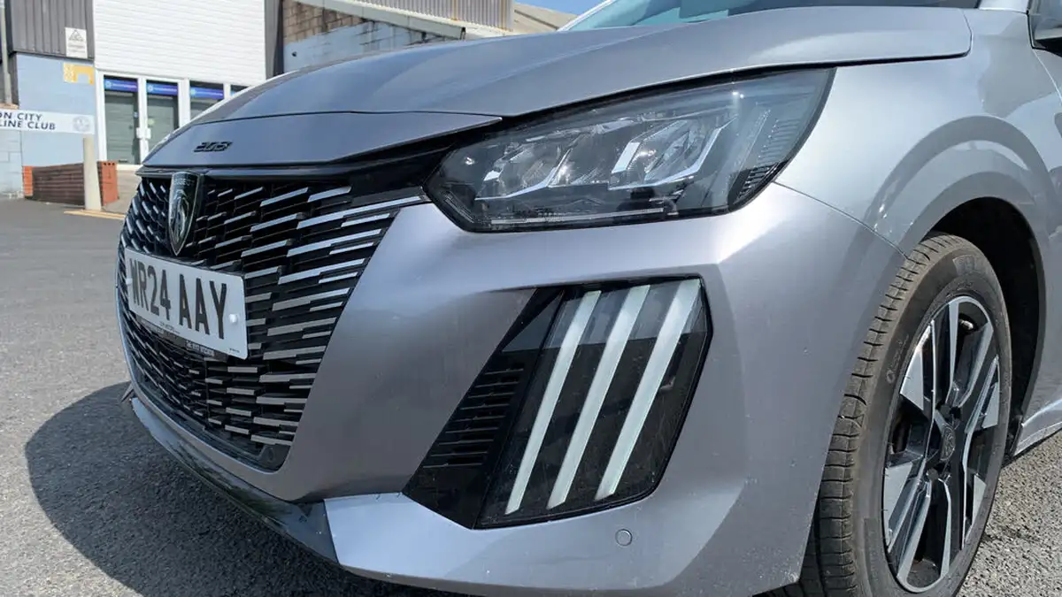 2024-peugeot-208-12-puretech-allure-big-16