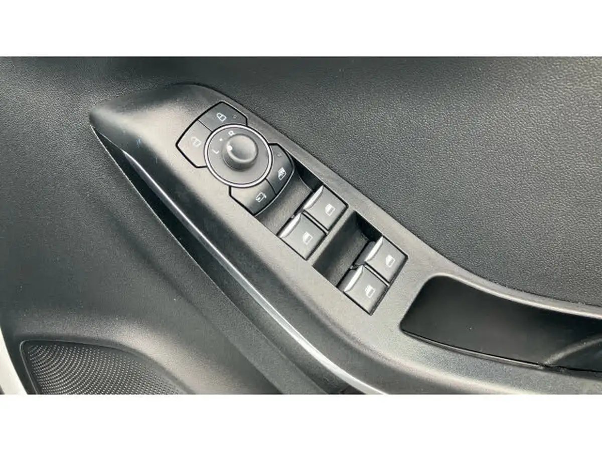 2024-ford-puma-suv-10-titanium-125ps-big-28