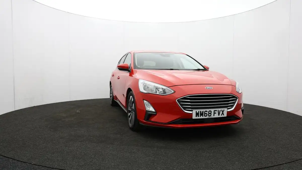 2018-ford-focus-10t-zetec-125ps-hatchback-big-51