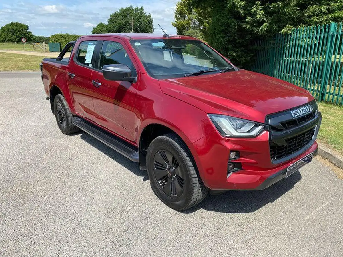 2022-isuzu-d-max-19td-v-cross-pick-up-auto-big-3