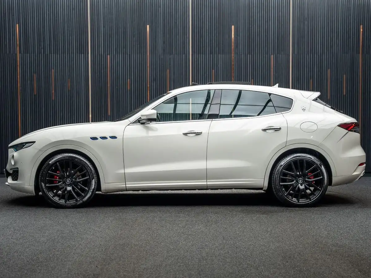2022-maserati-levante-20-gt-big-8