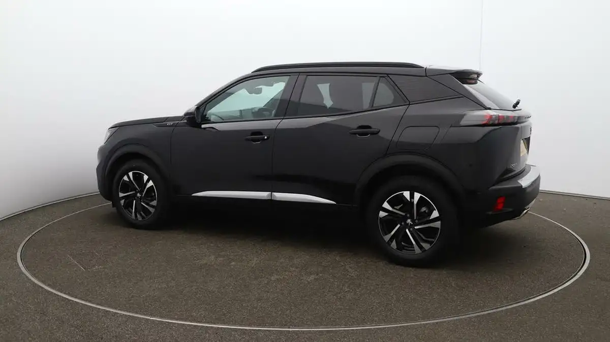 2022-peugeot-2008-suv-12-puretech-gt-big-49