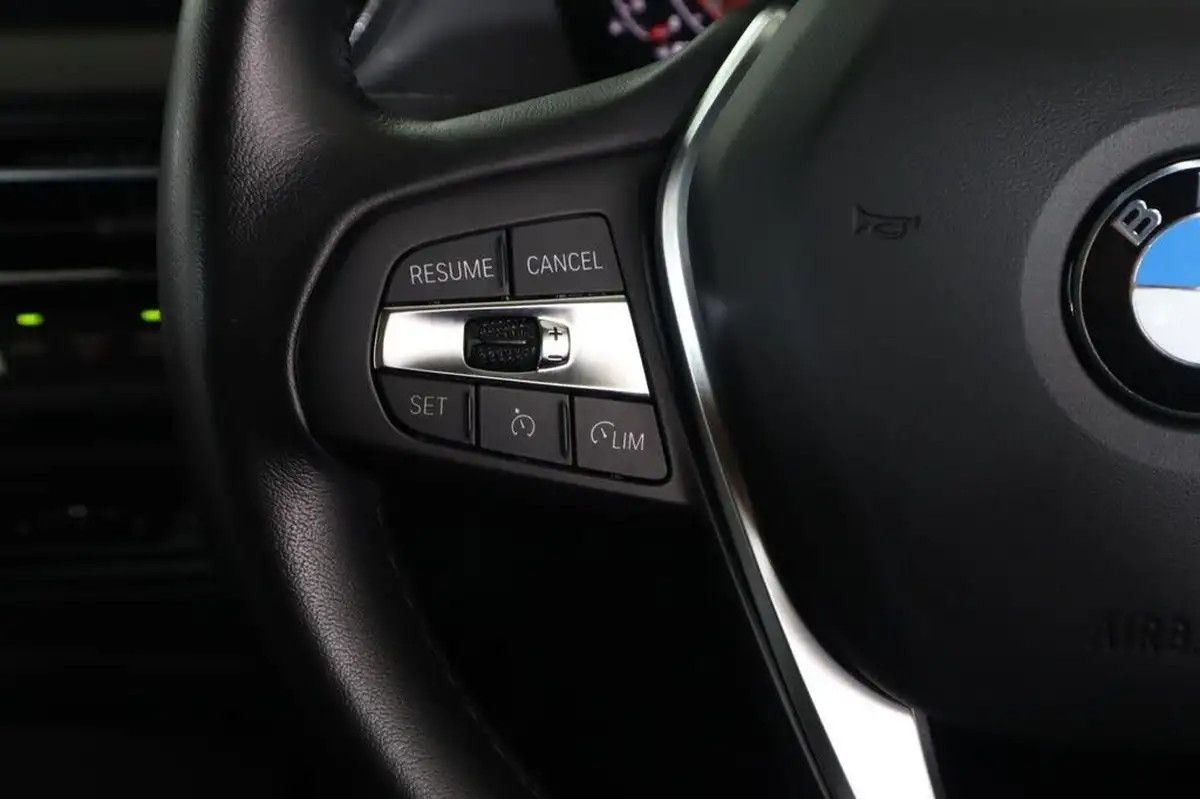 2023-bmw-1-series-15-118i-sport-dct-big-17
