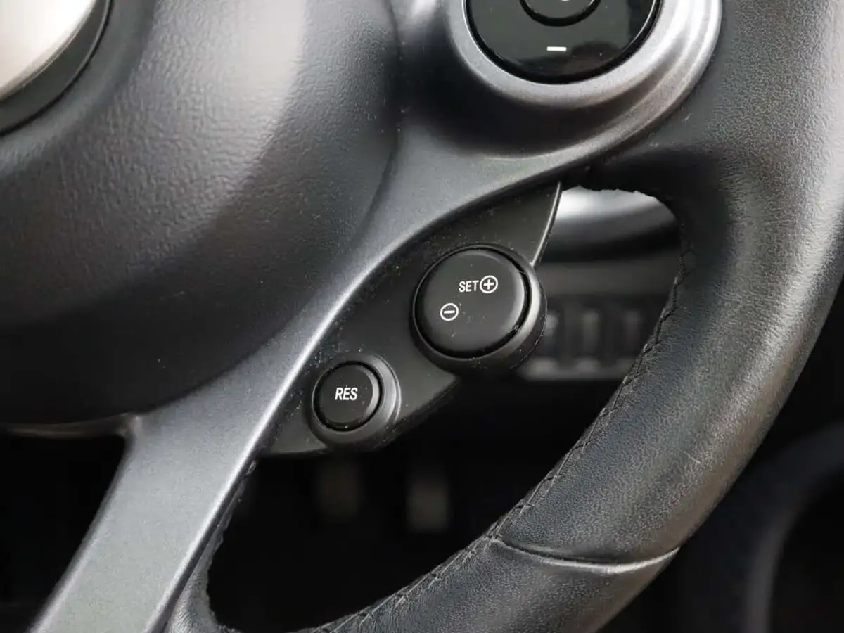 2019-smart-forfour-10-prime-premium-big-33