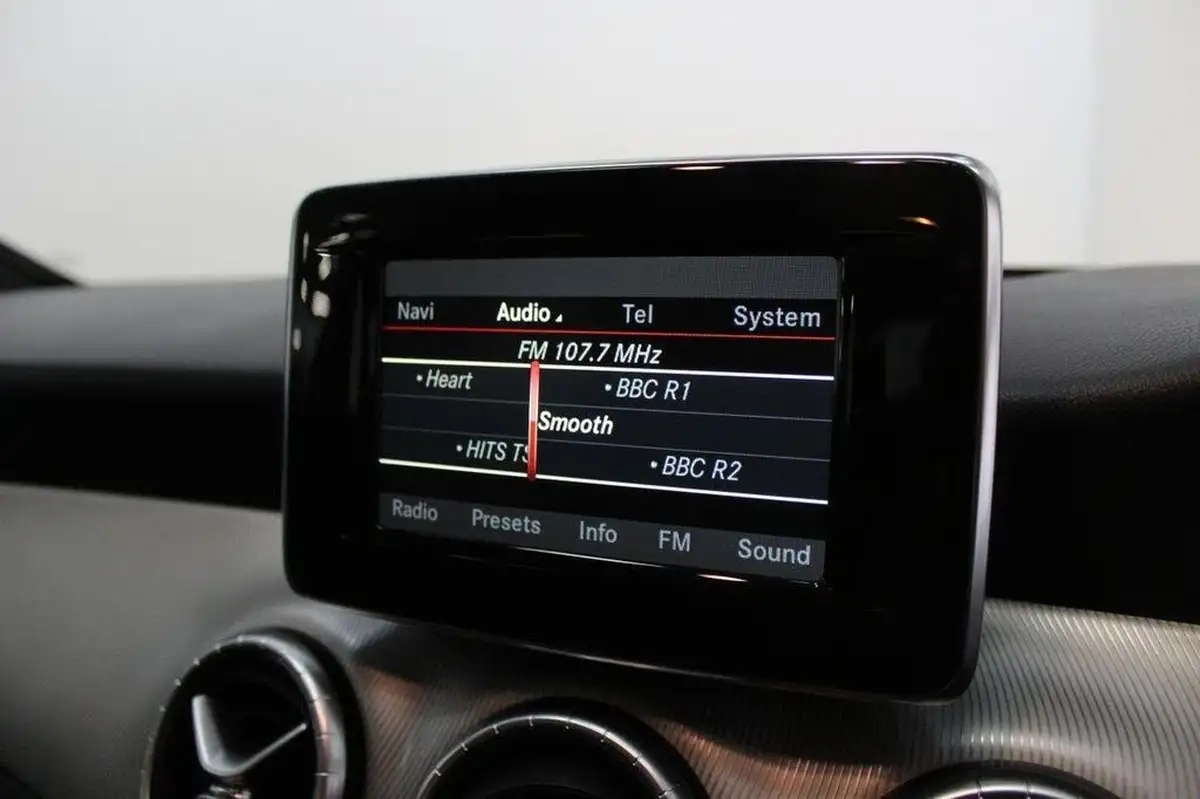 2013-mercedes-benz-cla-21td-cla-220-cdi-sport-21cdi-170bhp-big-33