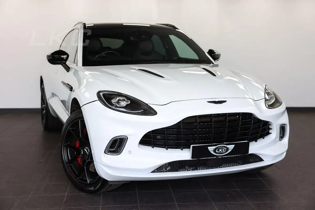 2020-aston-martin-dbx-40-v8-big-7