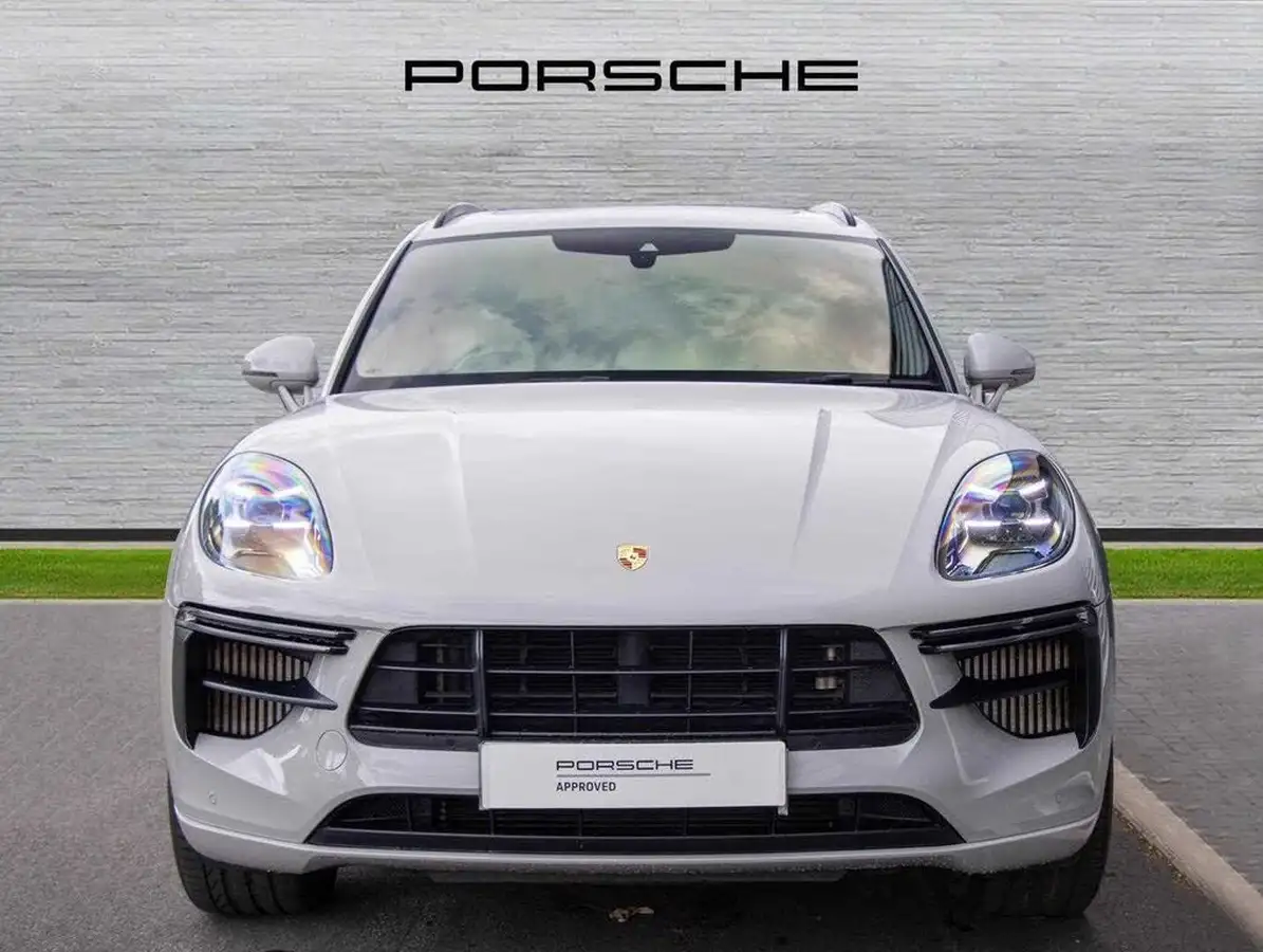 2020-porsche-macan-29-v6-turbo-big-3