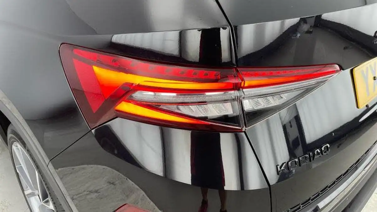 2023-skoda-kodiaq-20tdi-laurin-klement-200ps-big-30