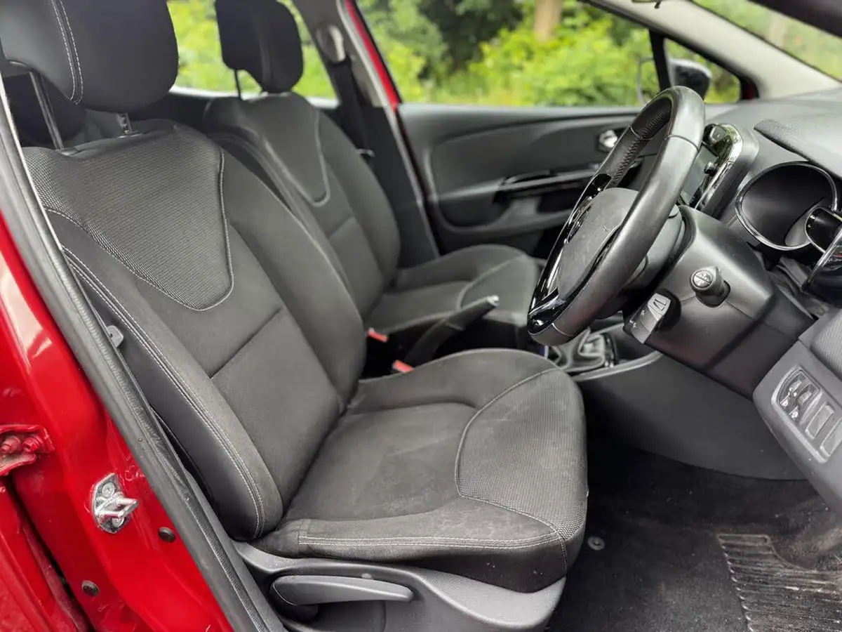 2015-renault-clio-12-dynamique-big-8