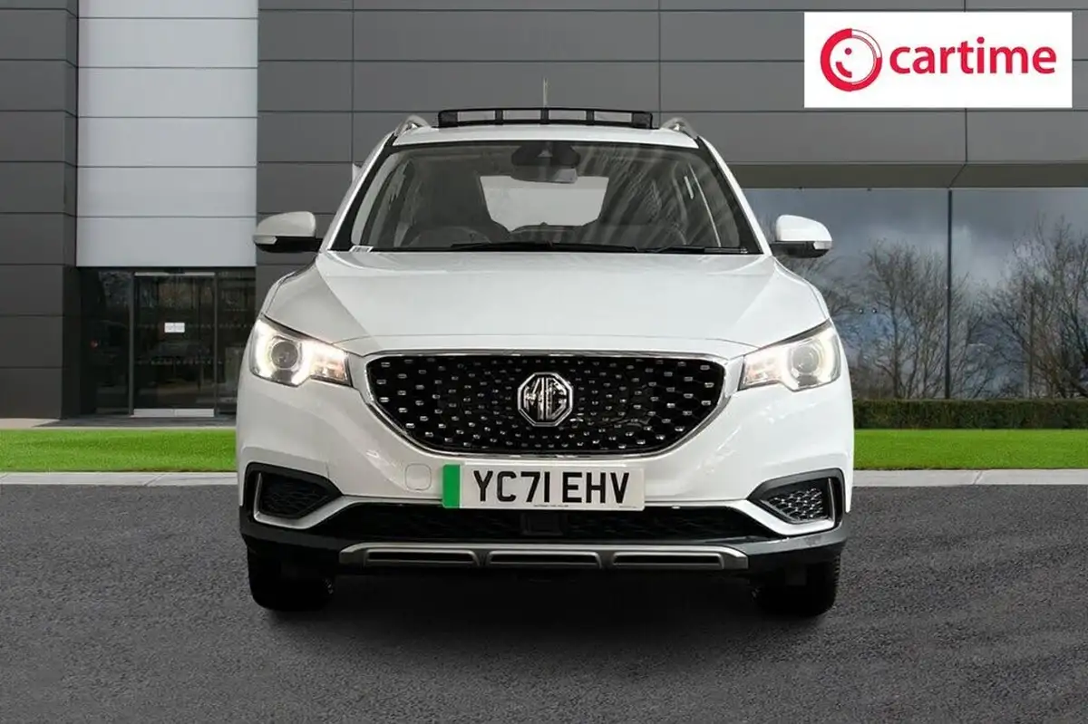 2021-mg-zs-suv-e-exclusive-ev-big-4