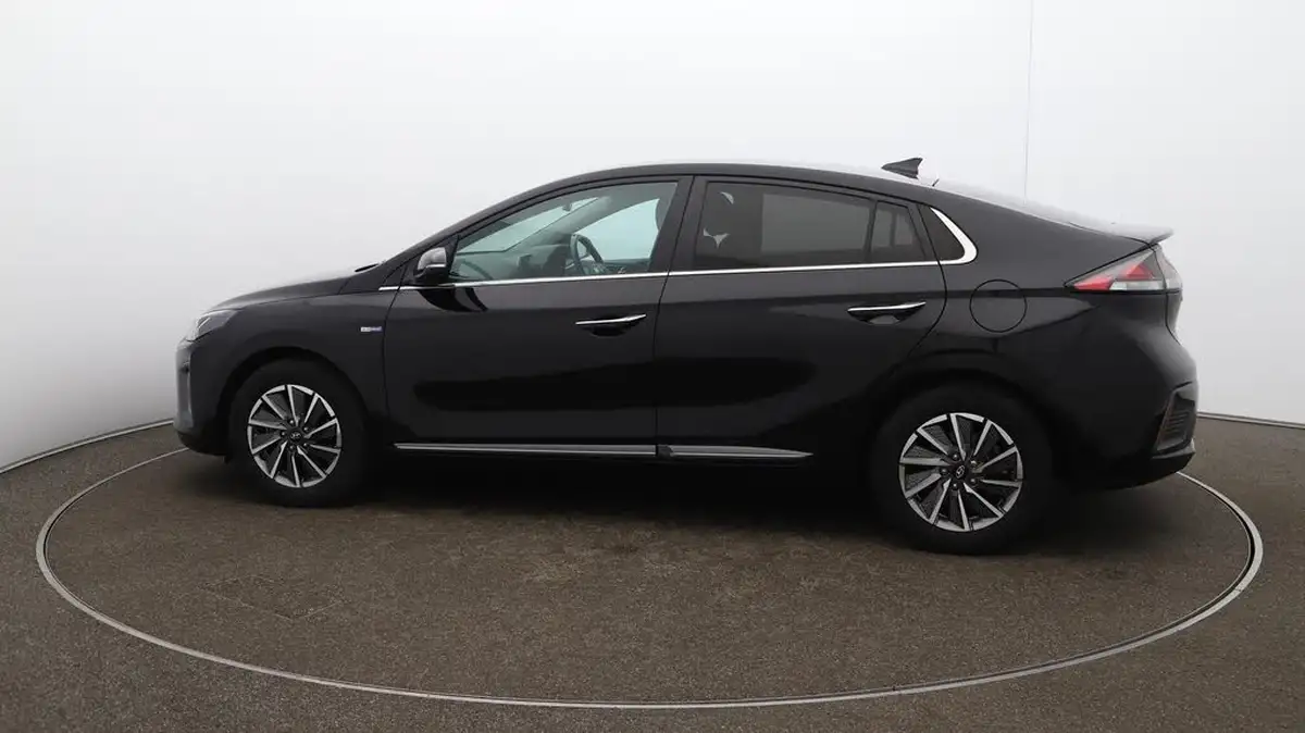 2021-hyundai-ioniq-e-premium-se-electric-100kw-big-53