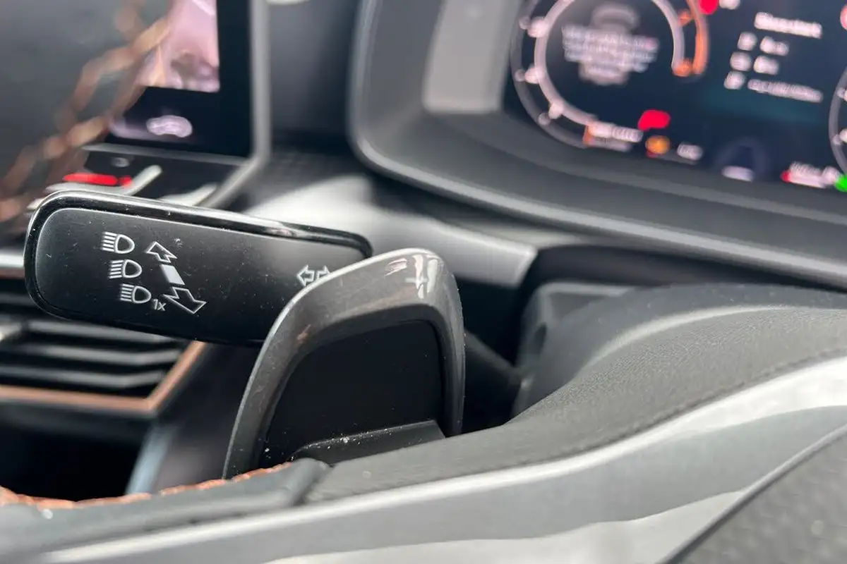 2024-cupra-formentor-15-e-hybrid-vz2-big-40