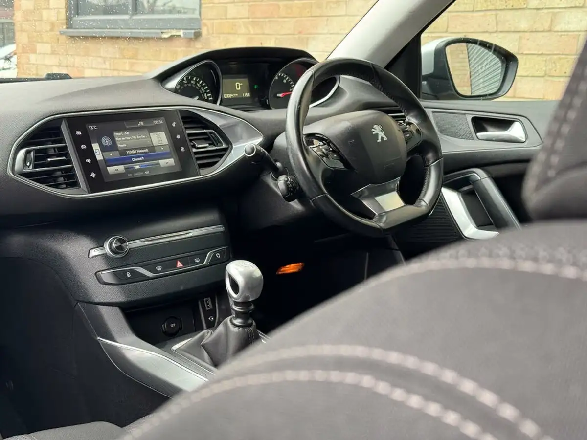 2016-peugeot-308-16-bluehdi-allure-16-bluehdi-big-5