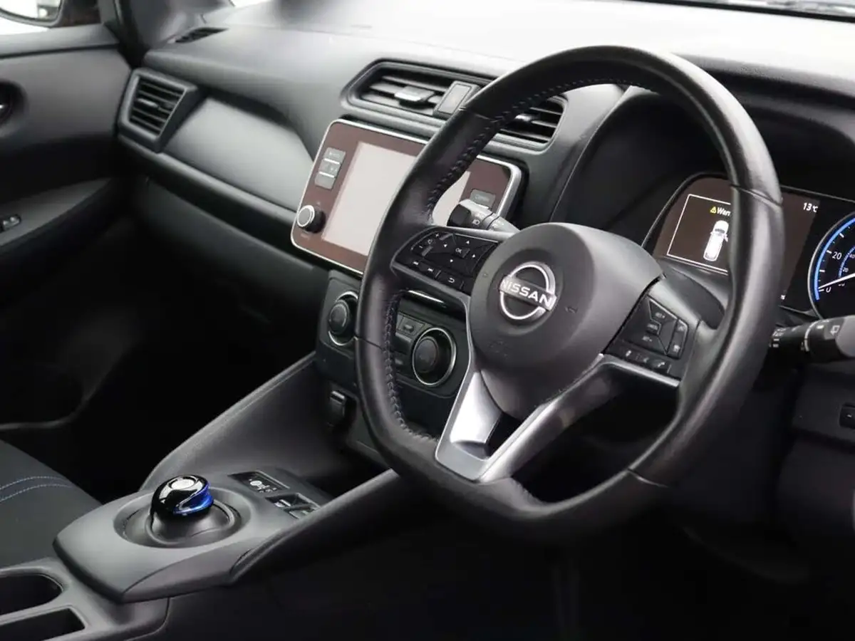 2022-nissan-leaf-e-acenta-39kwh-big-20