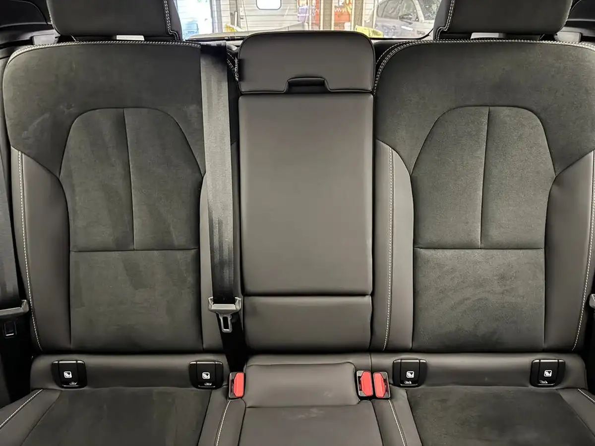 2024-volvo-xc40-20-b3-plus-big-23