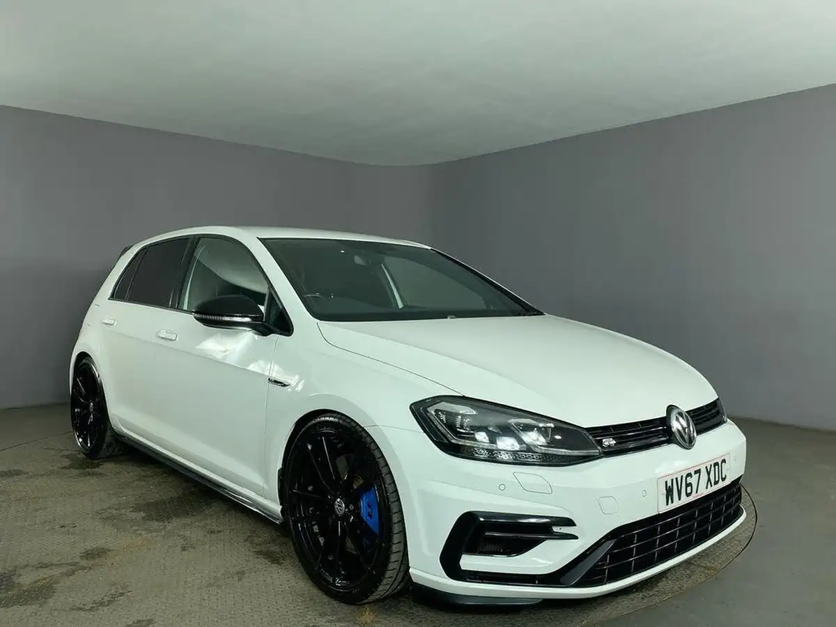 2017-volkswagen-golf-20-tsi-r-310ps-4motion-ss-hatchback-5d-dsg-big-0