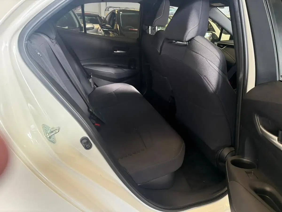2019-toyota-corolla-big-29
