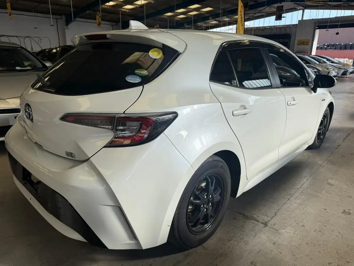 2019-toyota-corolla-big-5