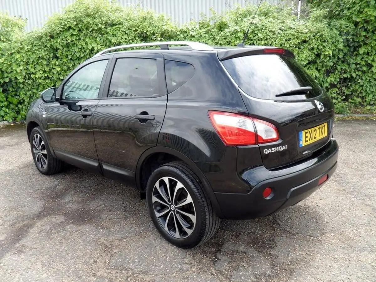 2012-nissan-qashqai-15td-n-tec-big-7