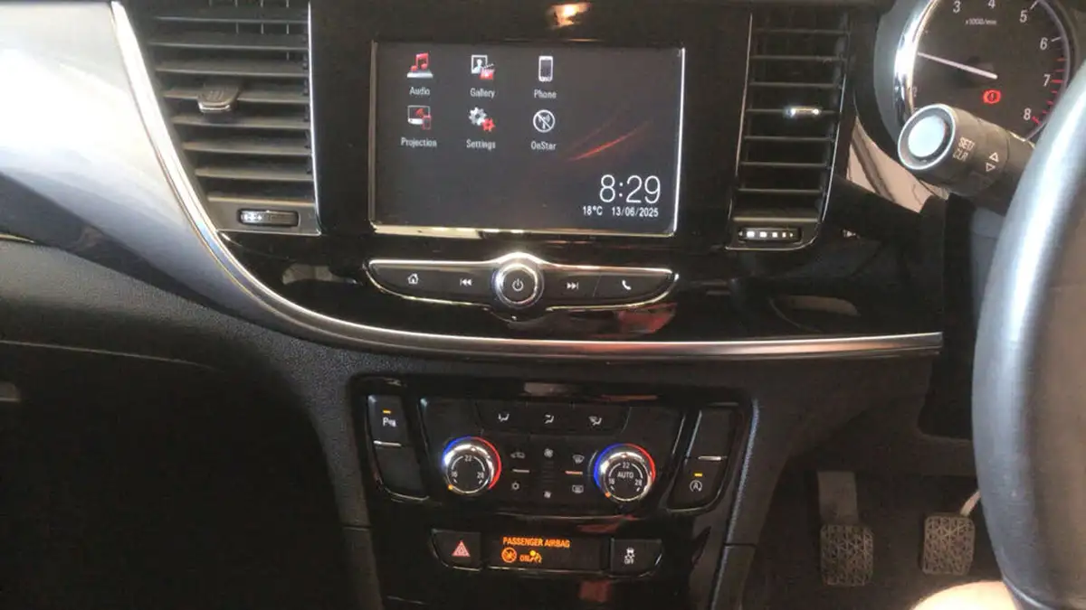 2017-vauxhall-mokka-x-14i-16v-turbo-active-140ps-ss-1364cc-big-10