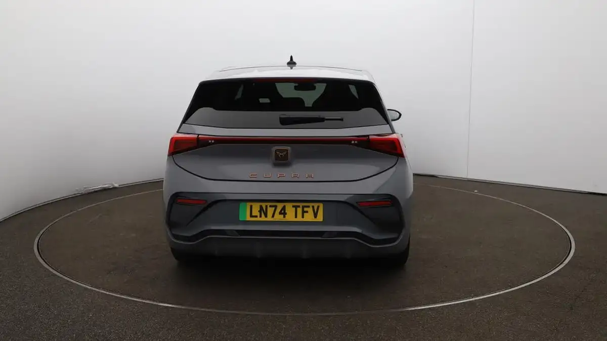 2024-cupra-born-e-v2-edition-big-55