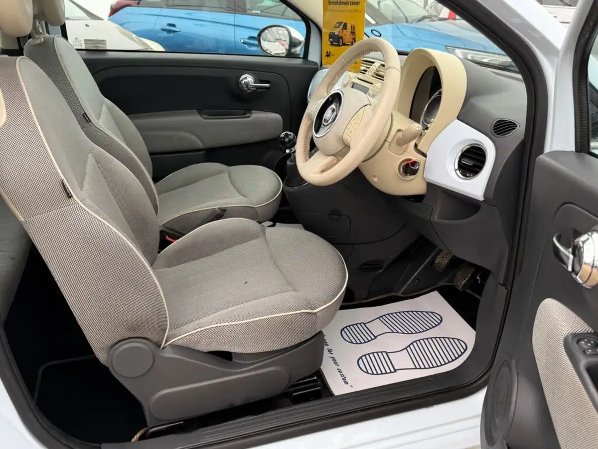 2009-fiat-500-12-lounge-big-30