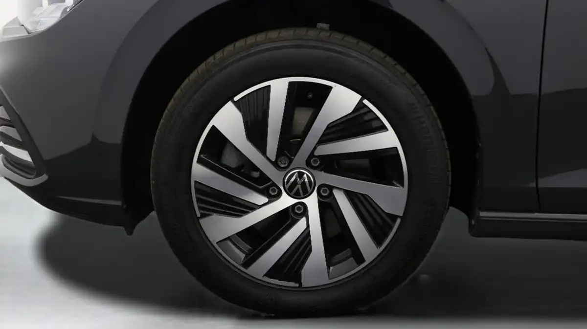 2023-volkswagen-golf-14-tsi-ehybrid-style-big-18