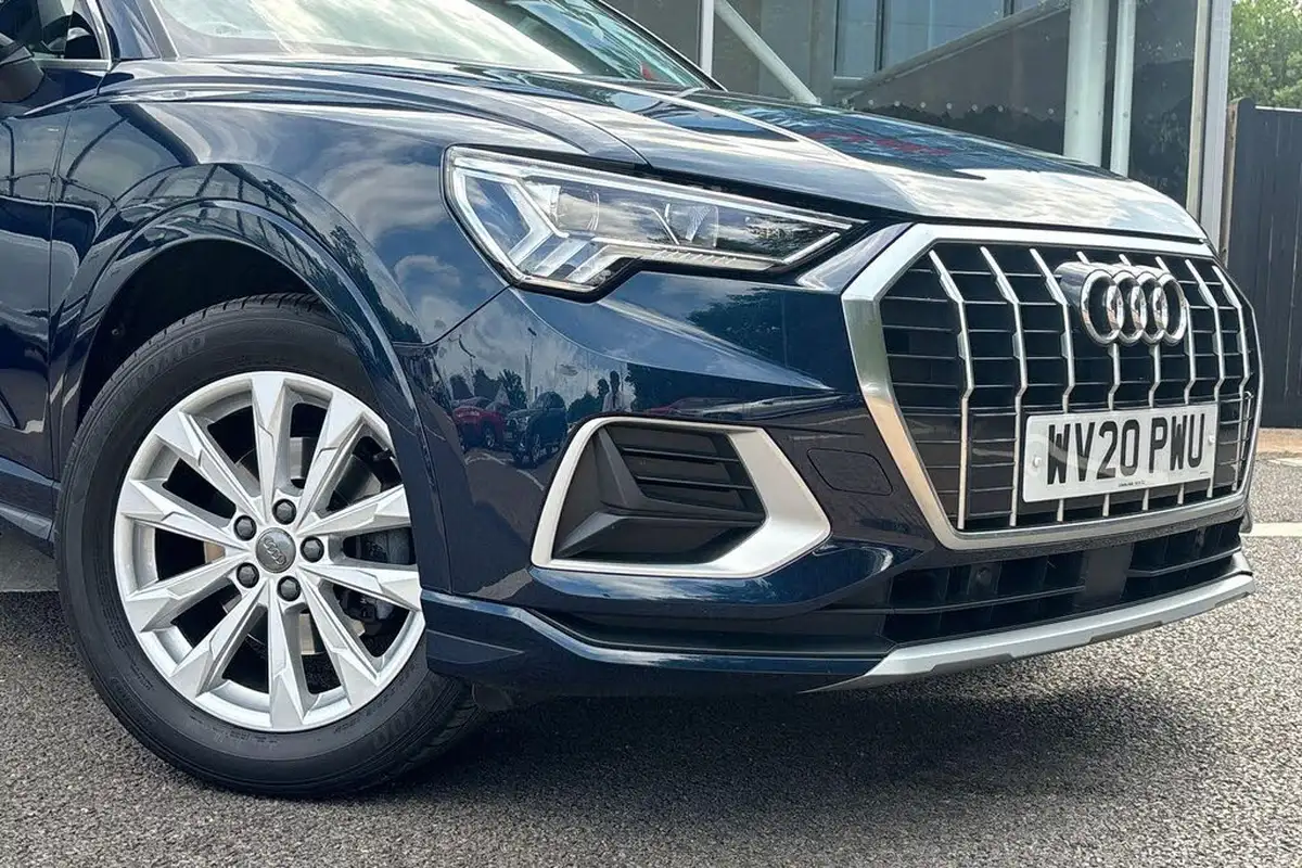 2020-audi-q3-15-35-tfsi-sport-cod-station-wagon-1498cc-big-4