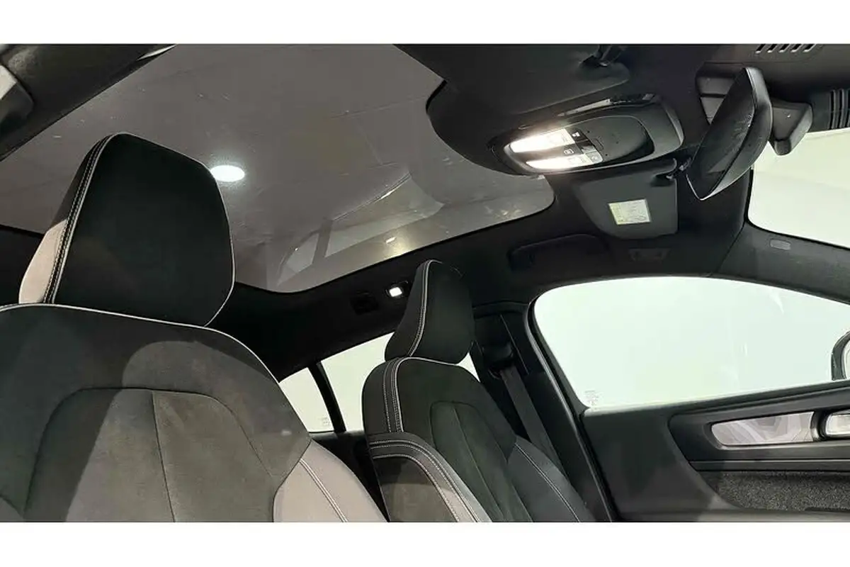2022-volvo-c40-e-twin-recharge-pro-big-28