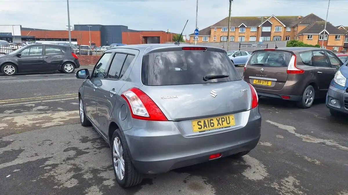 2016-suzuki-swift-12-sz4-94ps-nav-5d-at-big-4