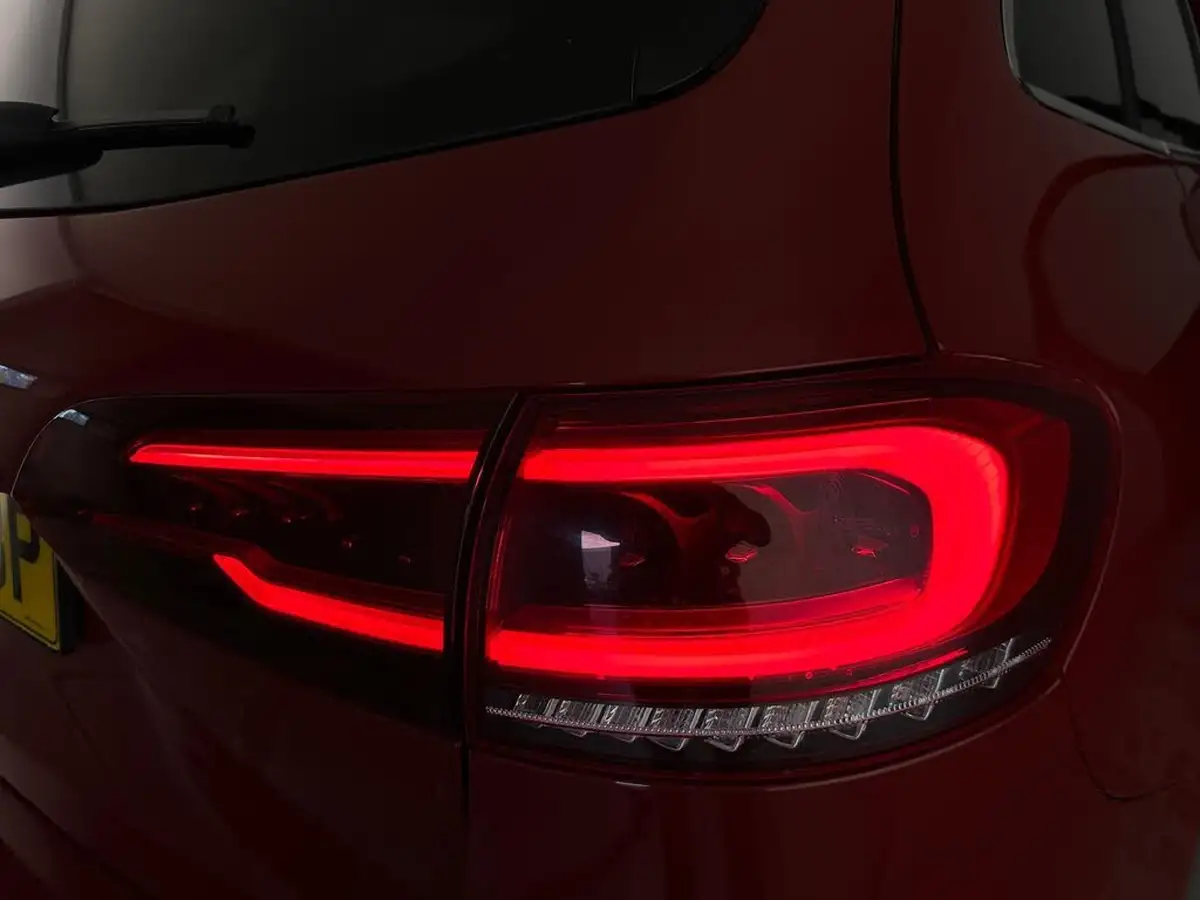 2020-mercedes-benz-b-class-13-b200-amg-line-premium-plus-big-36