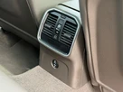2023-porsche-macan-20-small-25