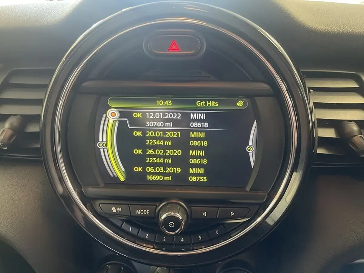 2016-mini-cooper-15-cooper-ss-hatchback-5d-big-2