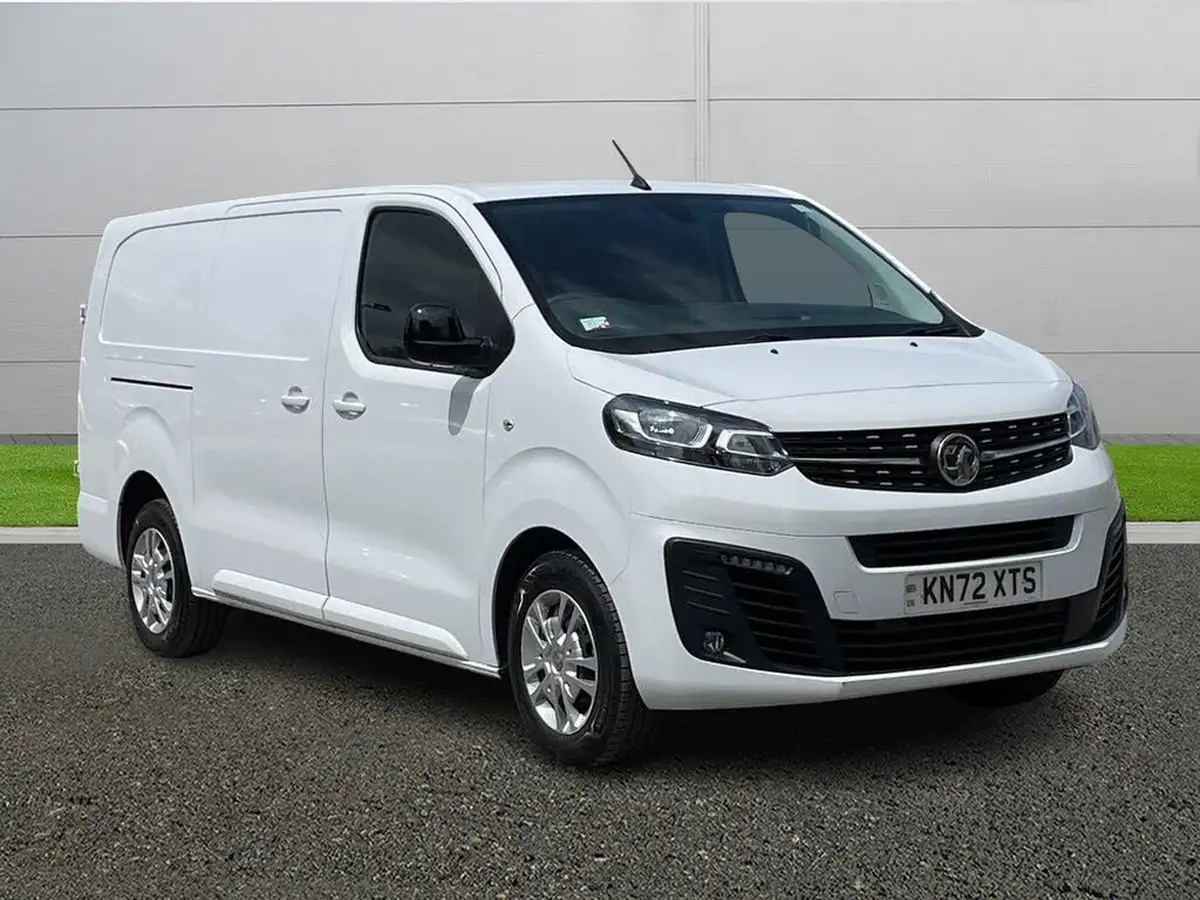 2022-vauxhall-vivaro-15td-2900-l2h1-sportive-big-0