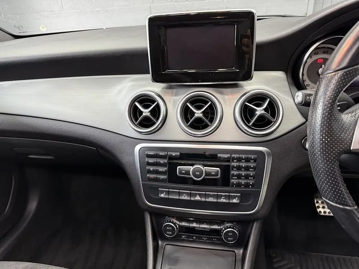 2013-mercedes-benz-cla-21td-cla-220-cdi-amg-sport-21cdi-170bhp-big-25