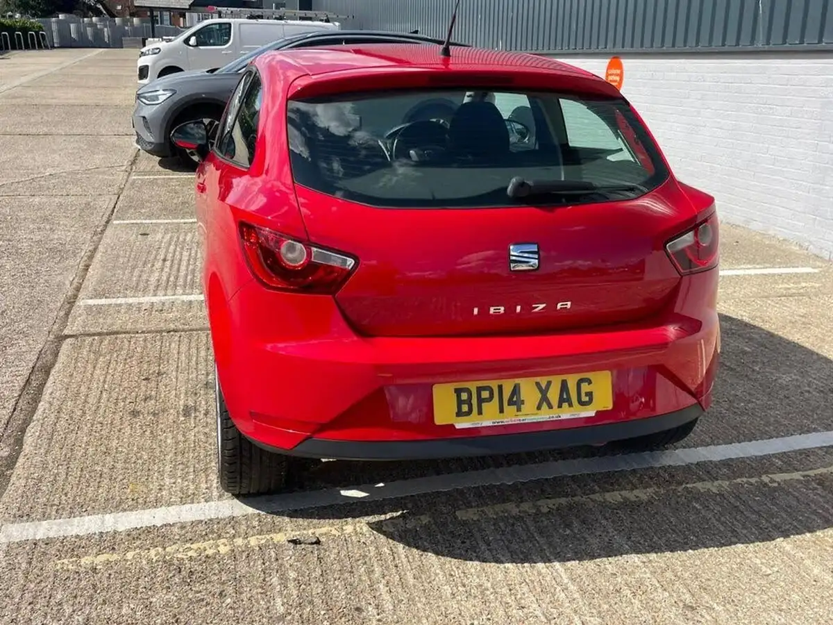 2014-seat-ibiza-14-toca-16v-85ps-sportcoupe-3d-big-30