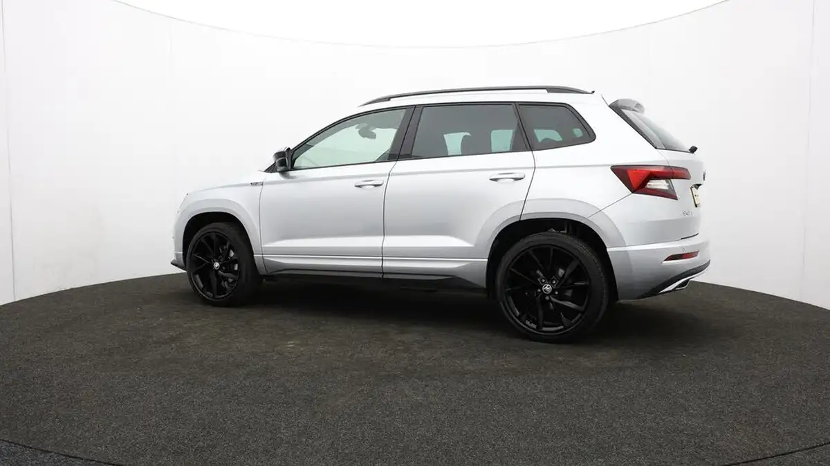 2019-skoda-karoq-20-tsi-sportline-big-76