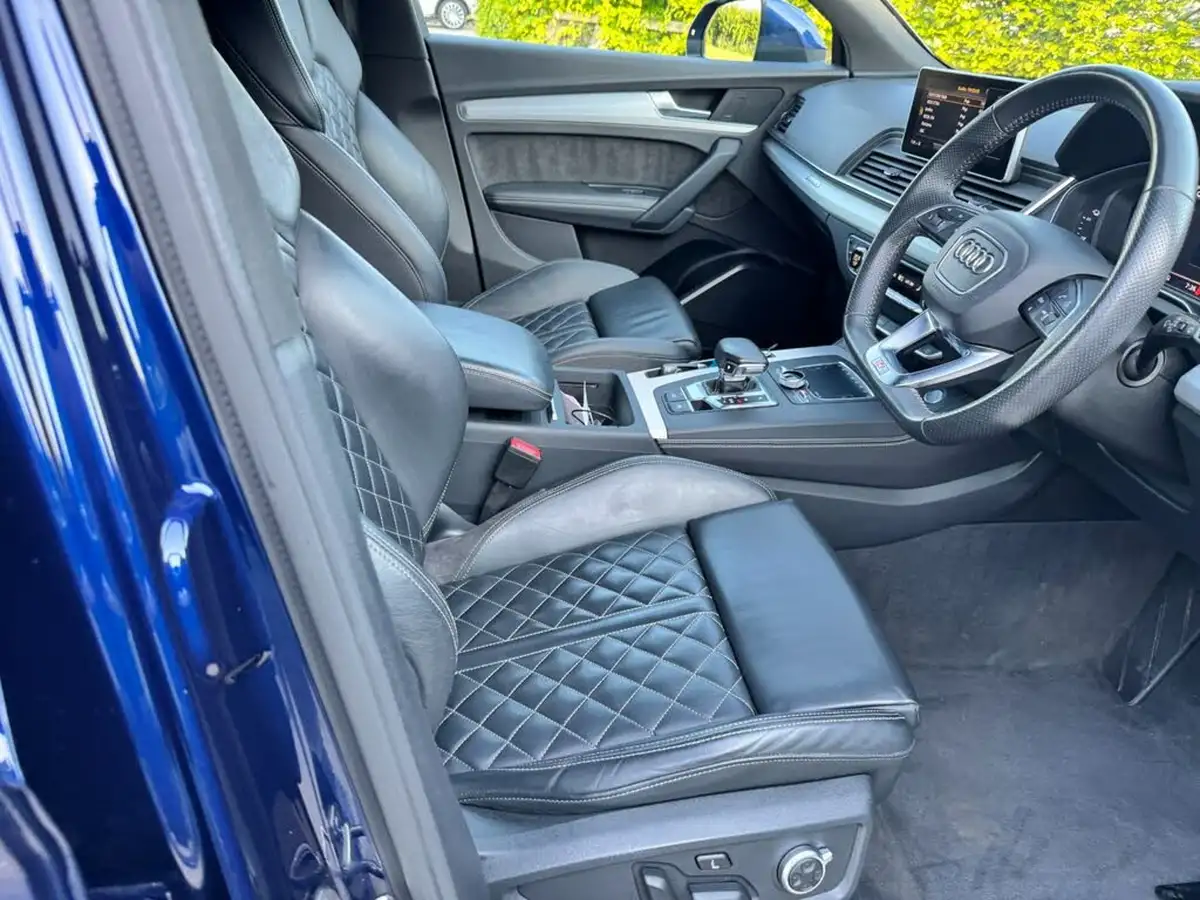 2020-audi-q5-20-55-tfsi-e-s-line-competition-big-1