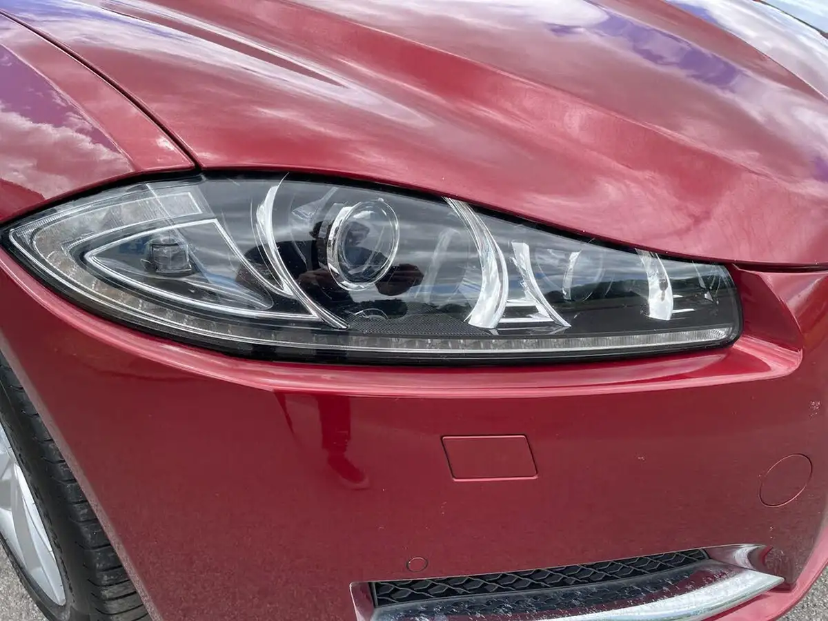 2014-jaguar-xf-30td-premium-luxury-sportbrake-5d-big-54