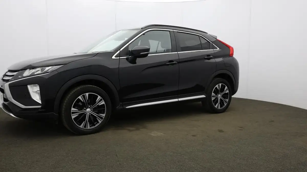 2021-mitsubishi-eclipse-cross-15-4-big-36