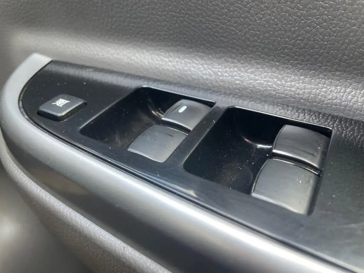 2018-mitsubishi-l200-24di-d-barbarian-eu6-big-40