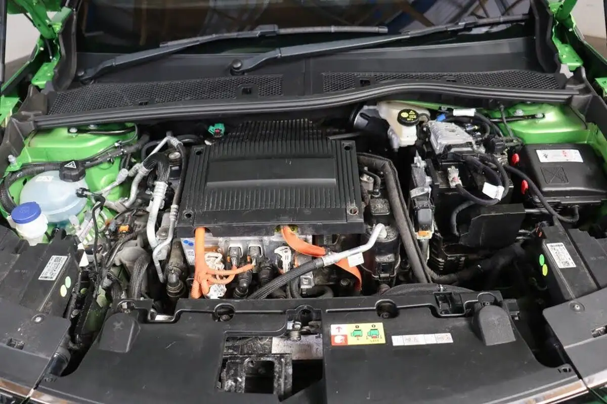 2021-vauxhall-mokka-e-launch-edition-big-15