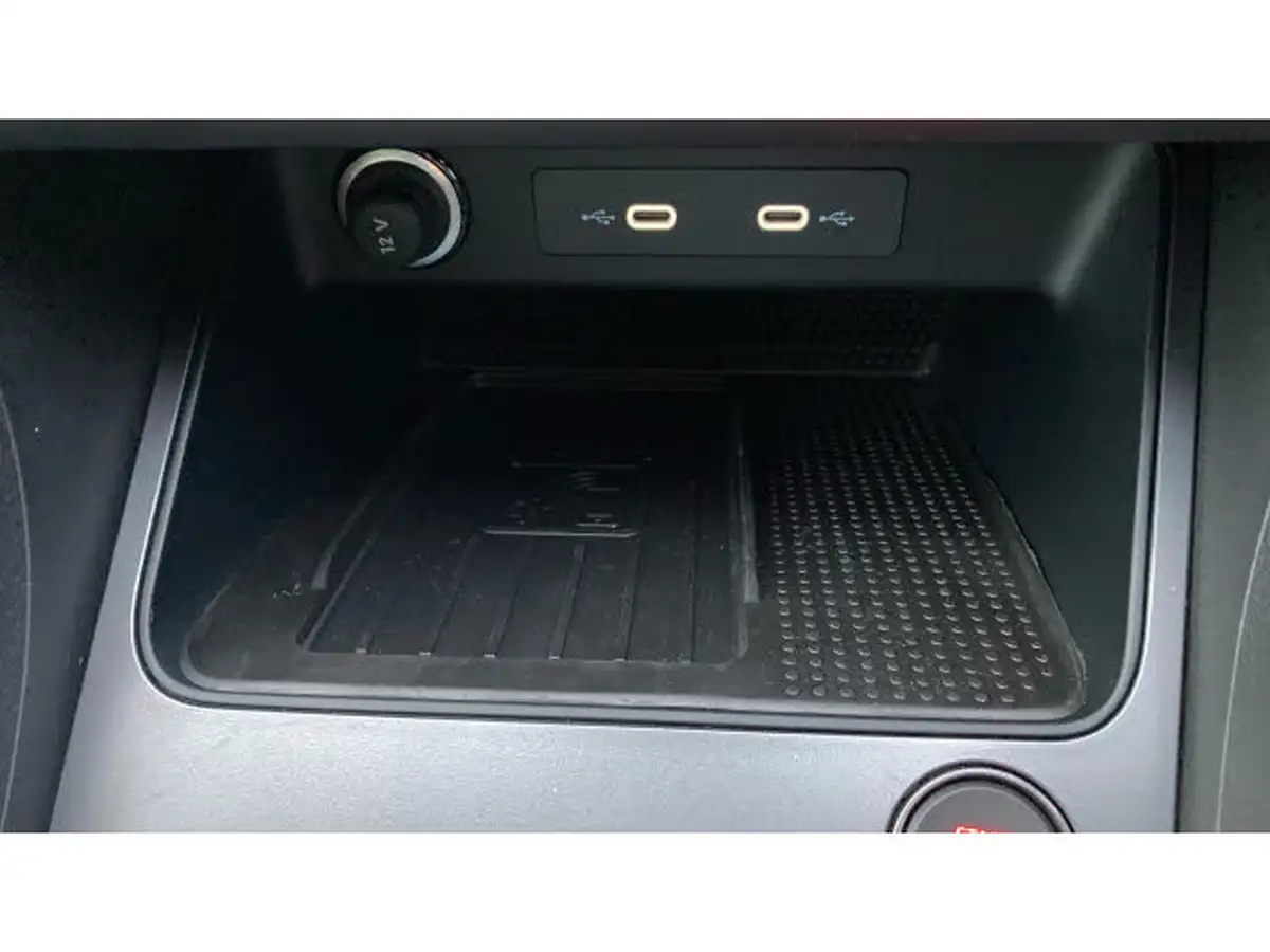 2024-cupra-ateca-15-ecotsi-v2-big-21