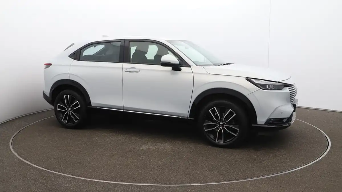2022-honda-hr-v-15-i-mmd-advance-big-46