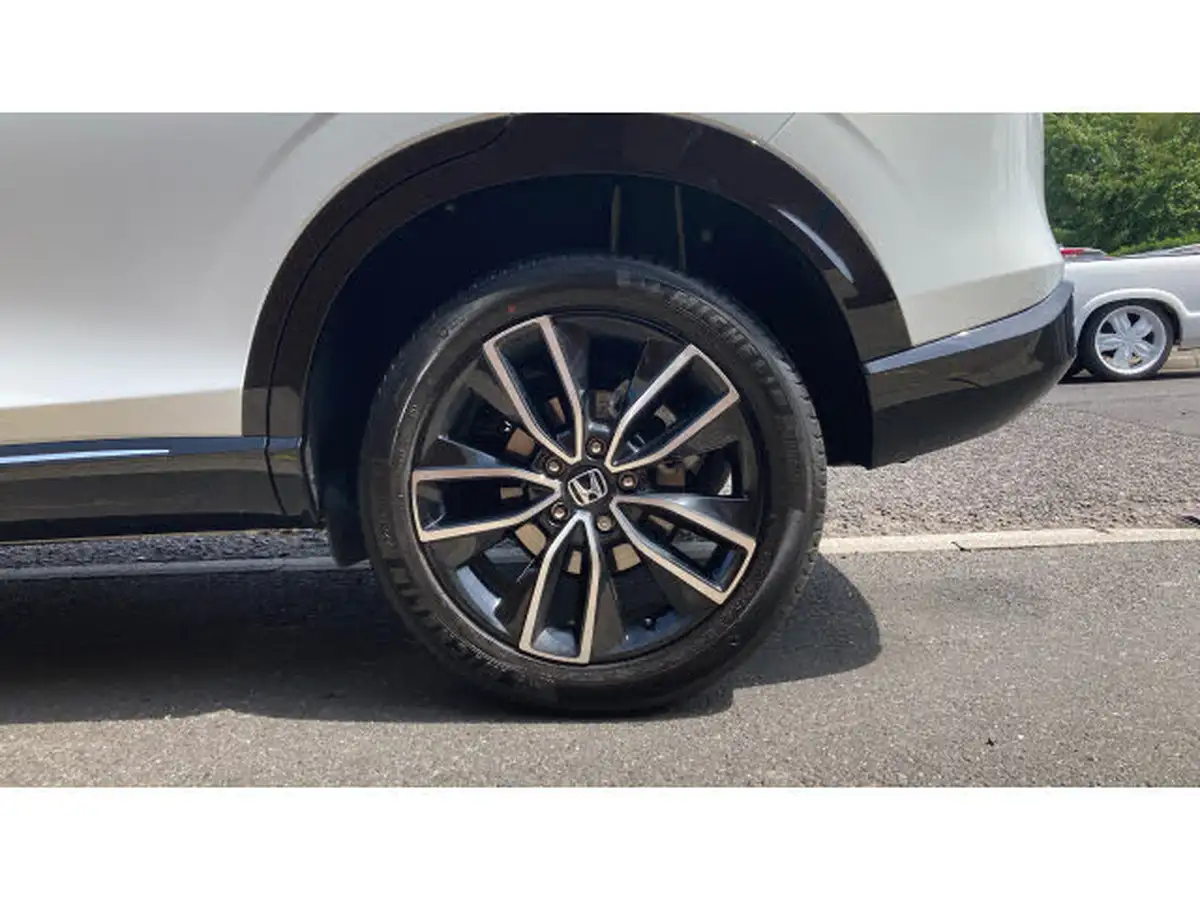 2025-honda-hr-v-15-i-mmd-advance-big-8