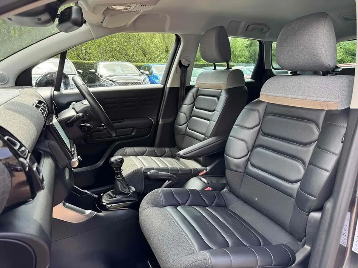 2022-citroen-c3-aircross-12-puretech-shine-plus-110ps-big-22