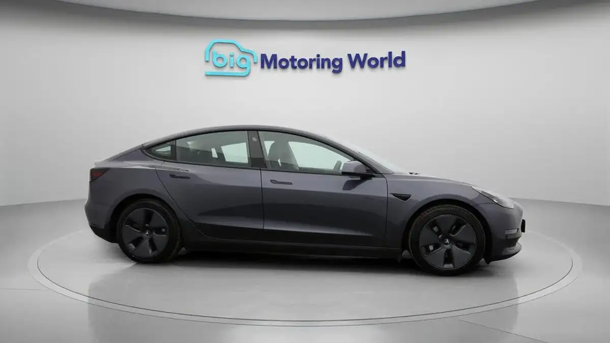 2021-tesla-model-3-e-long-range-4x4-big-8