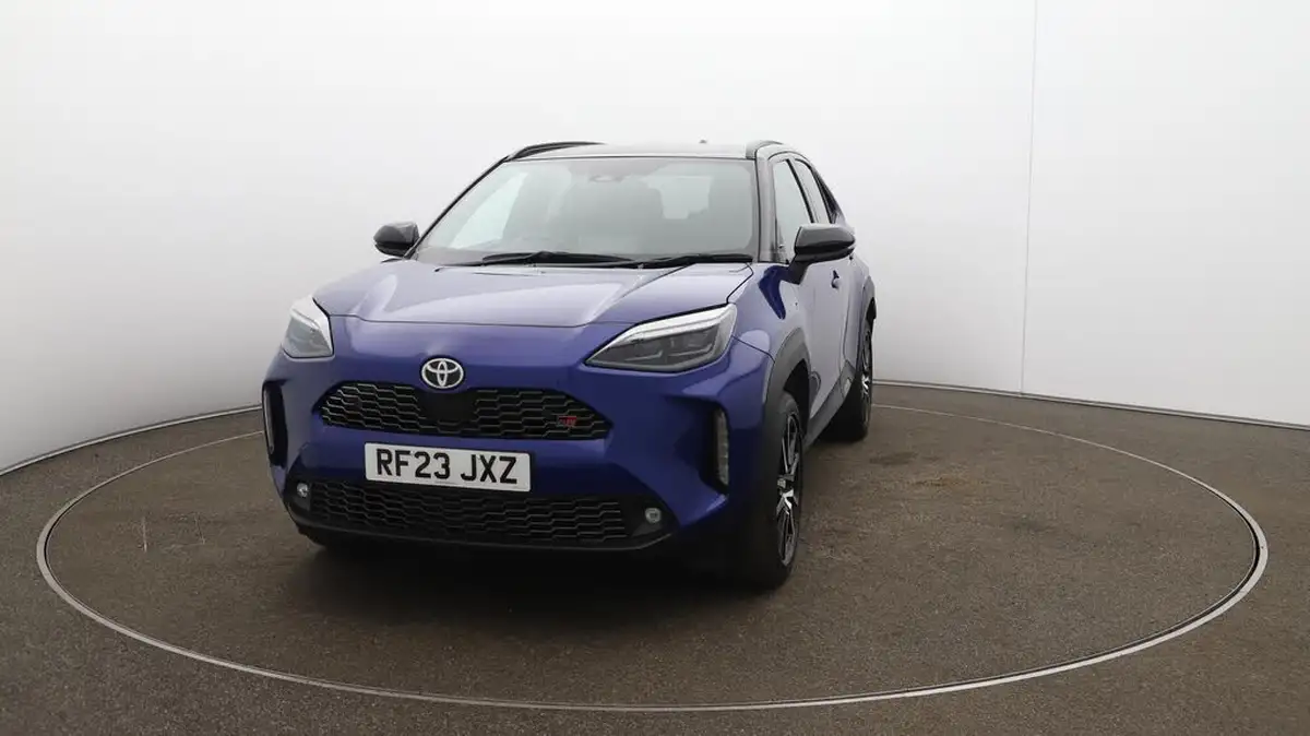 2023-toyota-yaris-cross-15-vvt-i-gr-sport-big-37