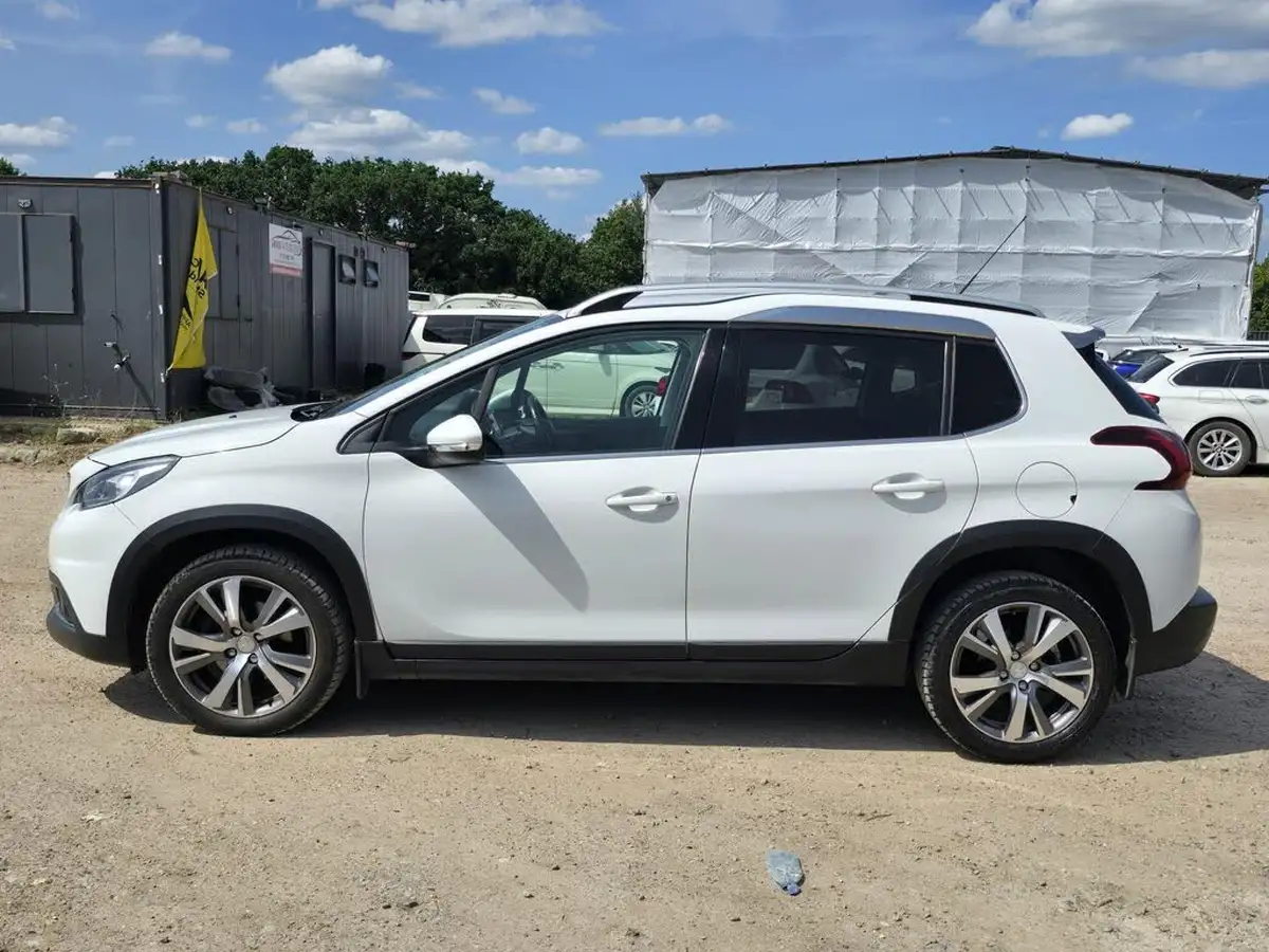 2019-peugeot-2008-suv-12-puretech-allure-110bhp-eat6-big-12