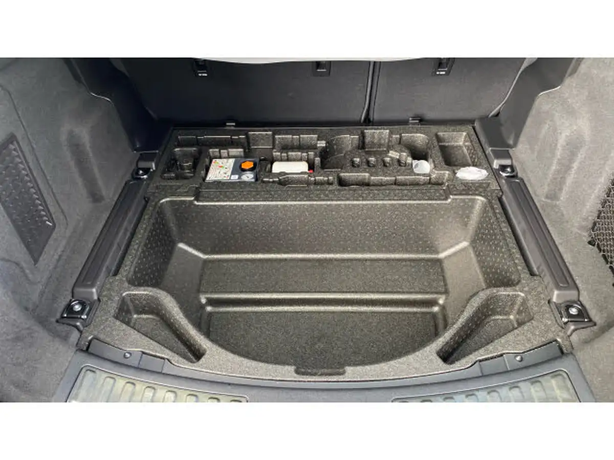 2023-land-rover-discovery-sport-20-d165-urban-edition-big-44
